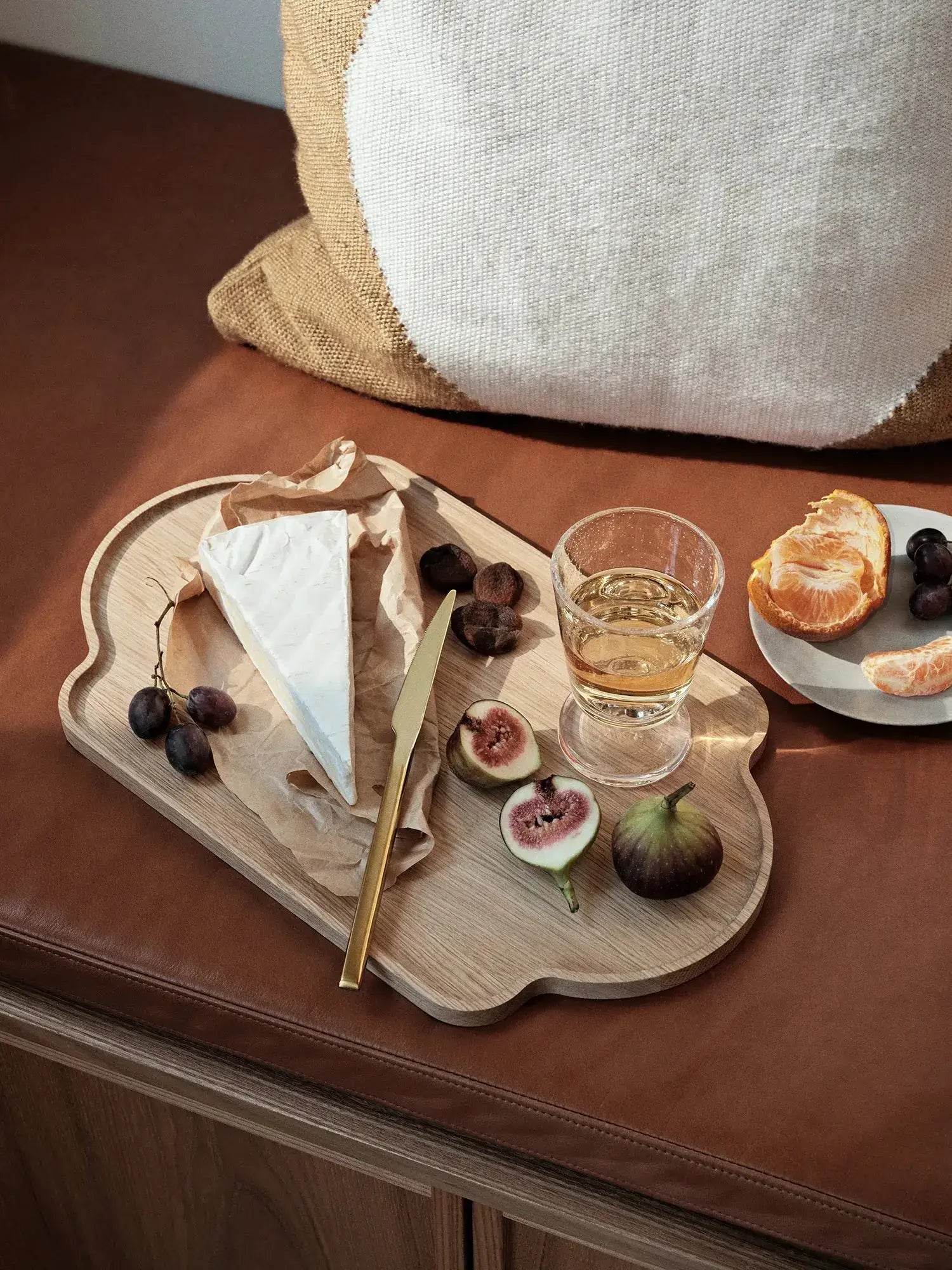 BROSTE Tray Edgar - Natural Oiled Oak May Time