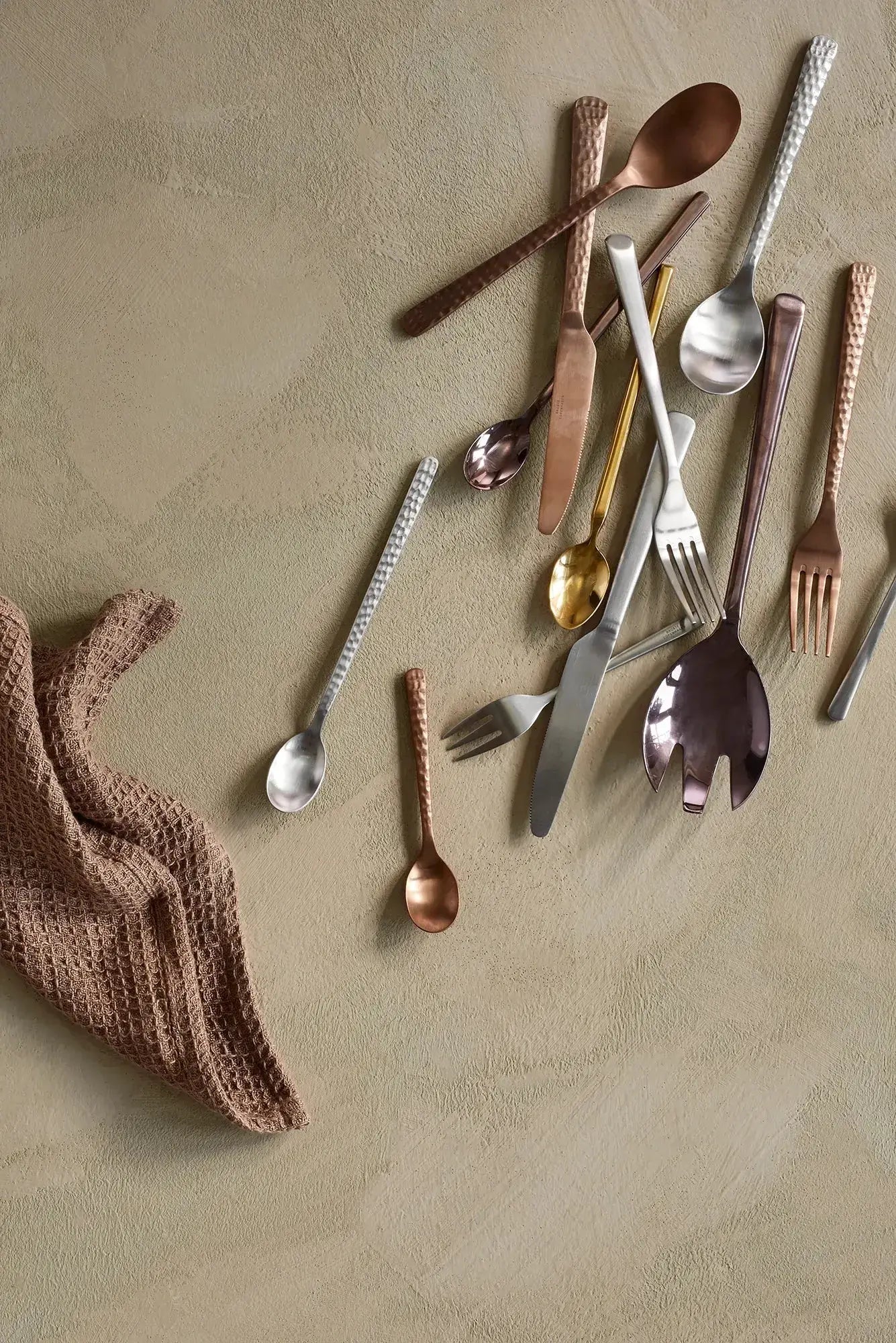 Broste Copenhagen Copper Cutlery Hune Hammered Set May Time