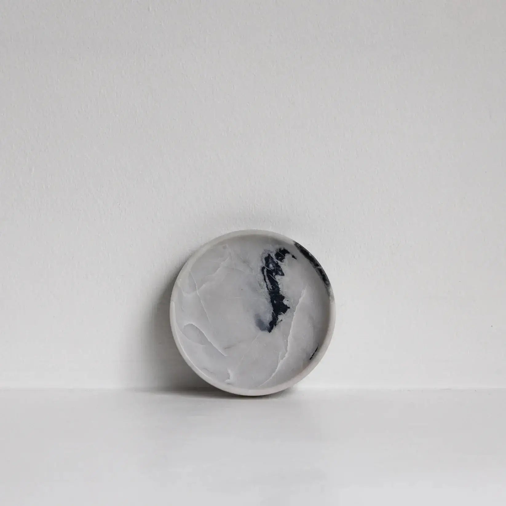 Taper Dish Monochrome Otis Homewares