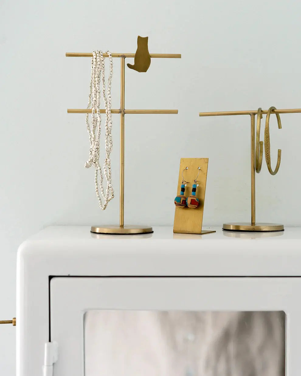 Brass Accessory Stand Fog Linen