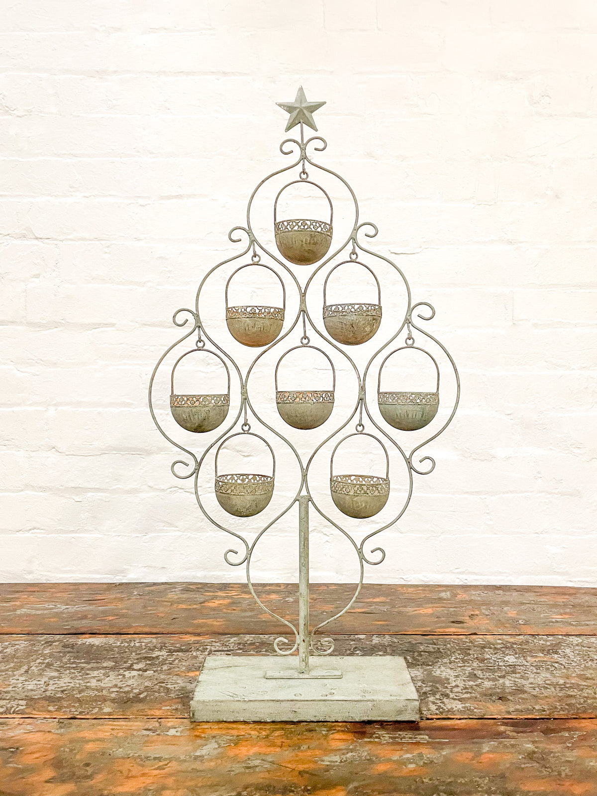 Metal T Lite Candelabra
