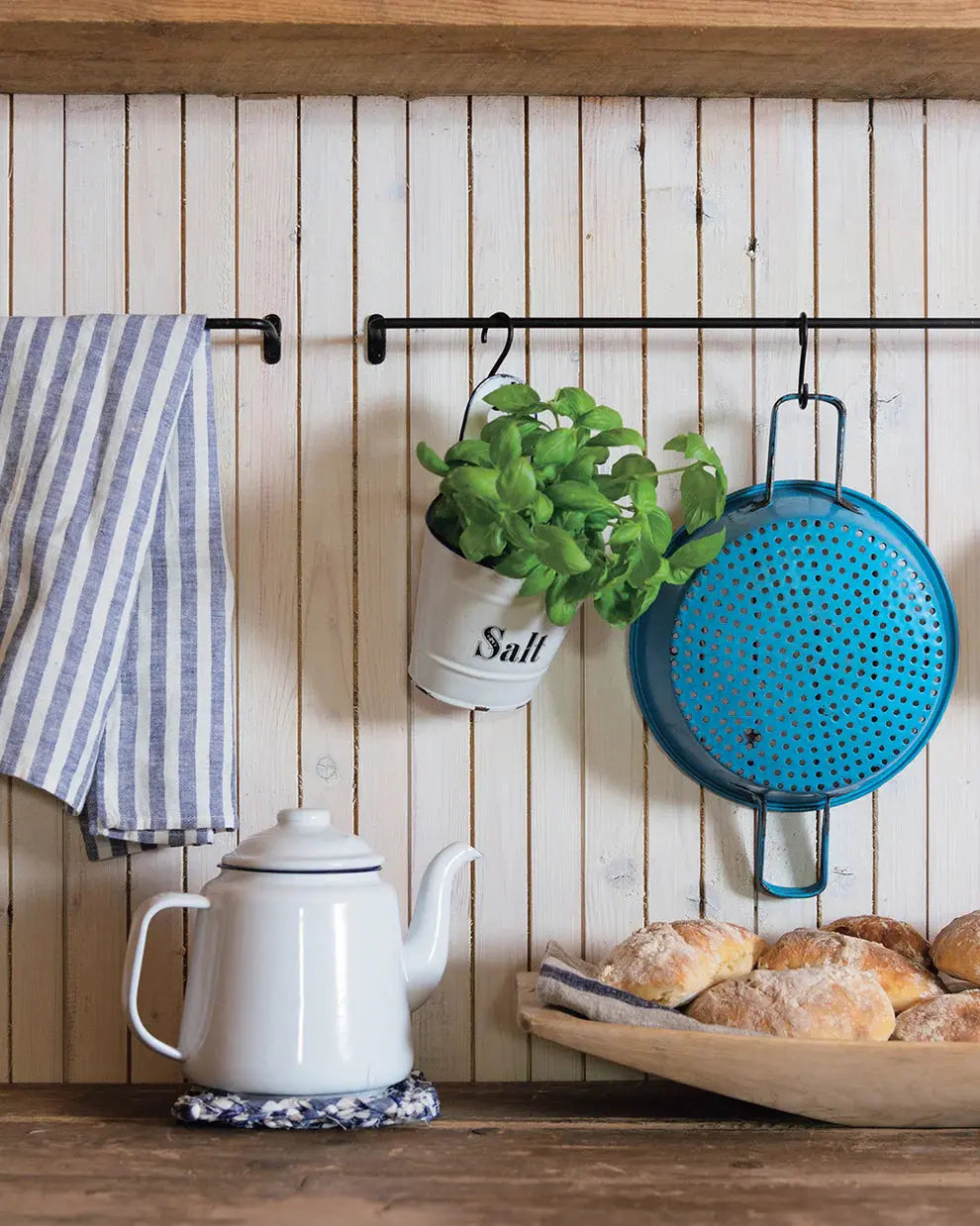 Iron Towel Bar Fog Linen