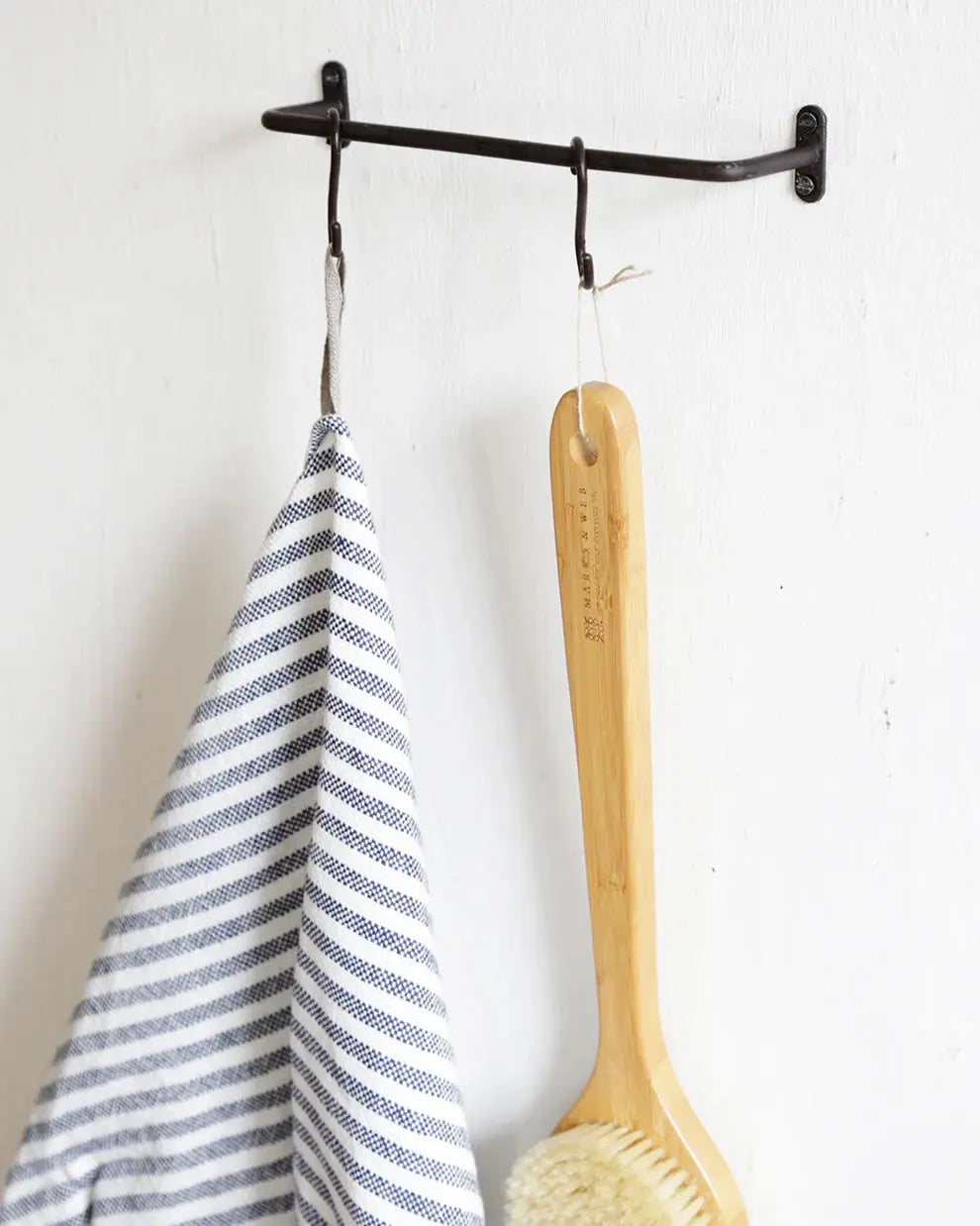 Iron Towel Bar Fog Linen