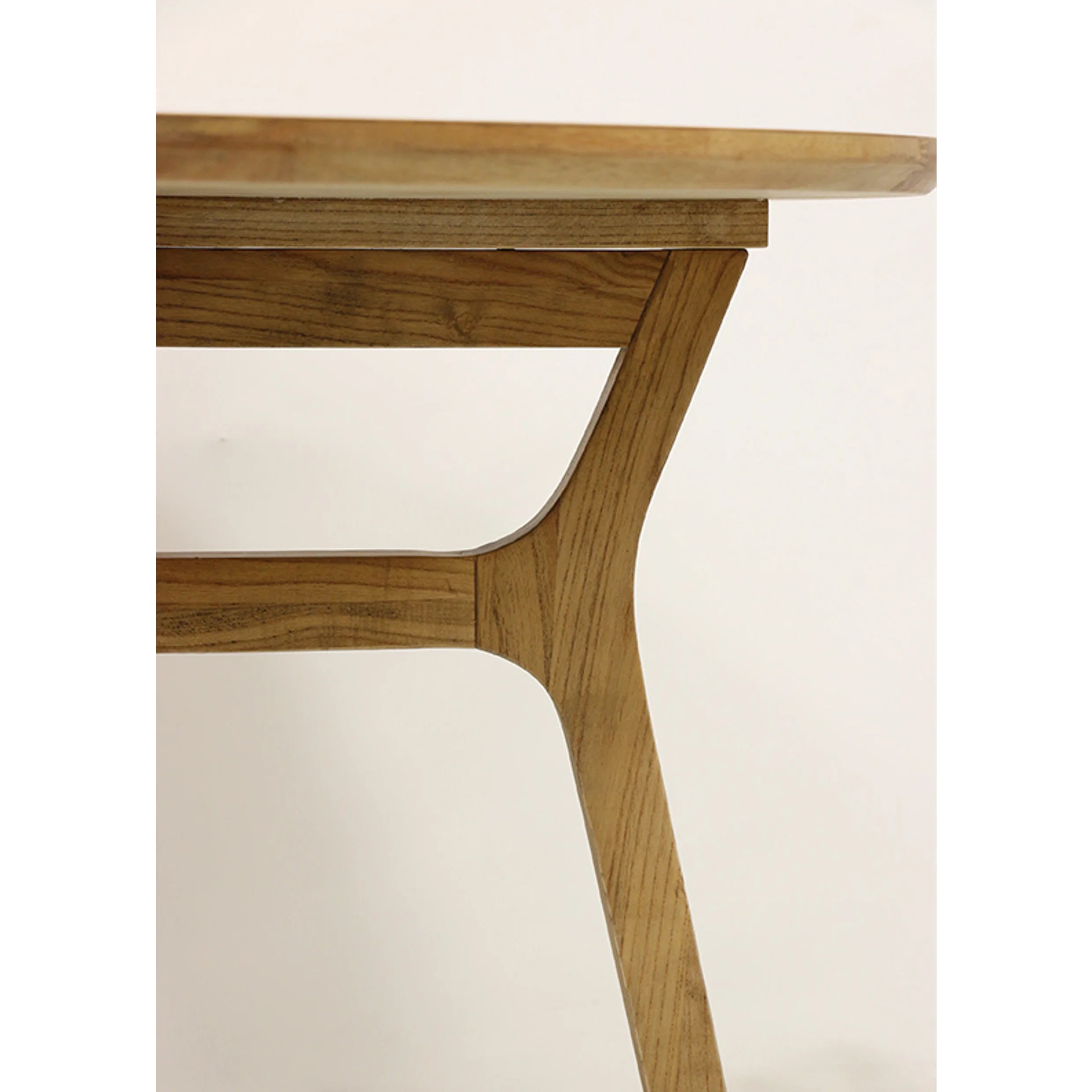 Omaha Dining Table in Light Elm